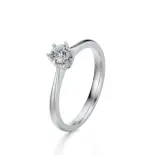 Pierścionek z białego złota z diamentem